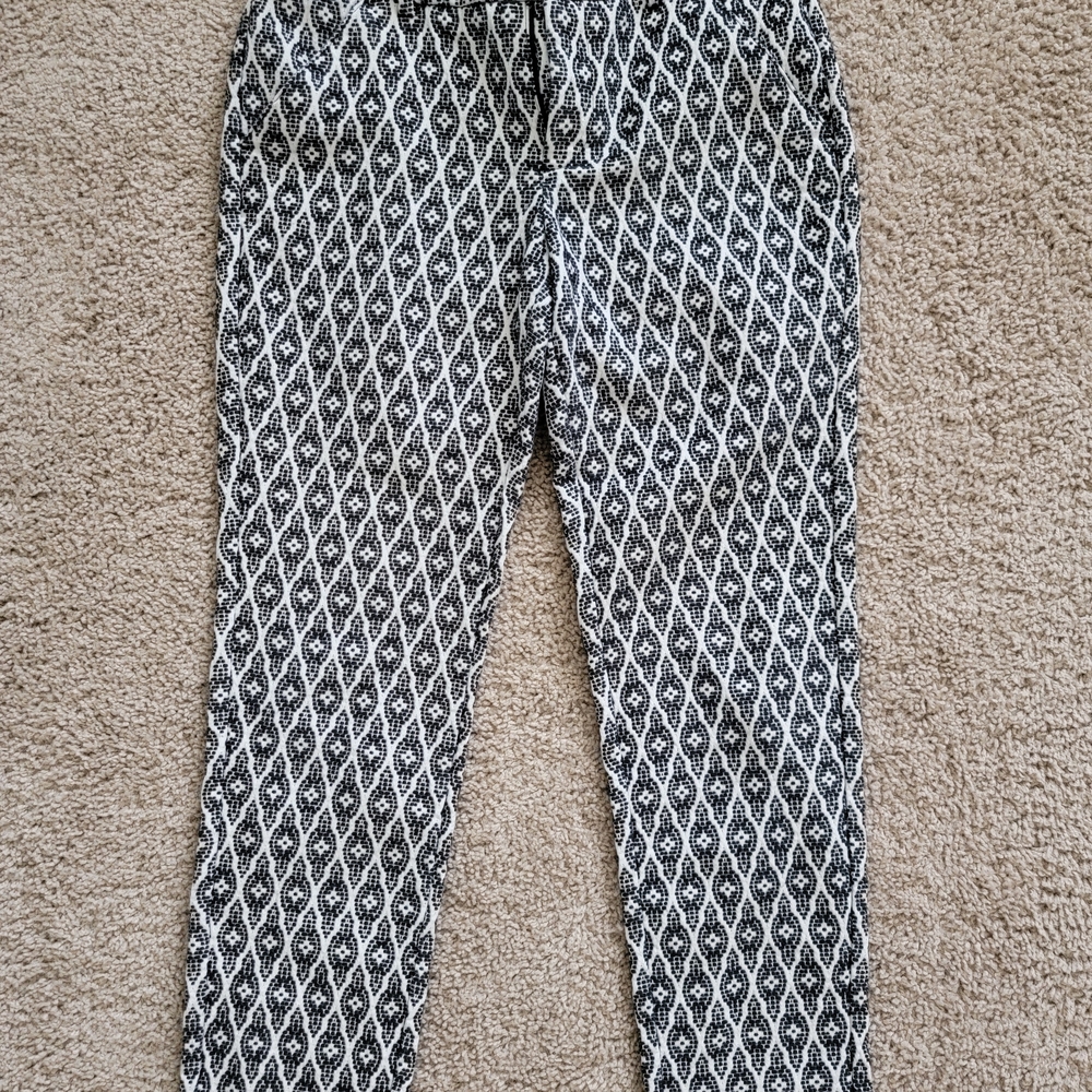 Merona Black and White Patterned Garment